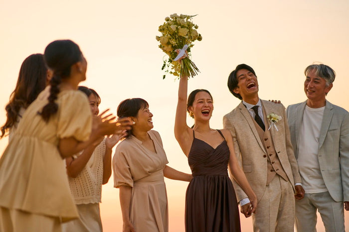 『家族DEラク旅婚。』 チャペル＆ビーチ フォトプラン ｜会食付き｜ 〔古宇利島 空と海の教会〕  沖縄本島 フォトウェディングのフォトギャラリー画像
